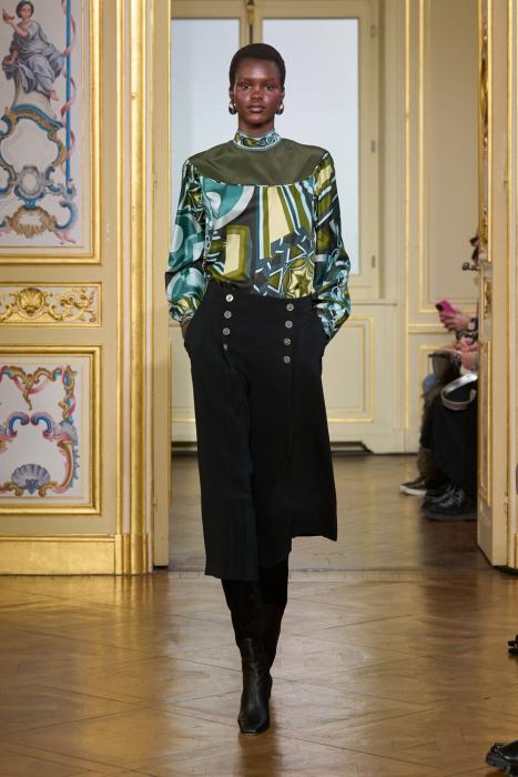 LEONARD PARIS - Womenswear Fall/Winter 2025-2026 | FHCM